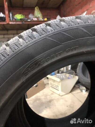 Hankook Winter I'Pike 215/50 R17 91T