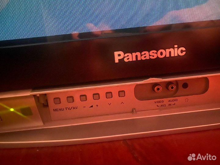 Телевизор Panasonic TC-21FJ10T. без пульта