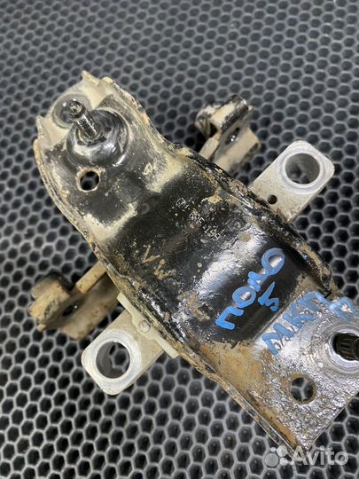 Подушка МКПП Volkswagen polo 5