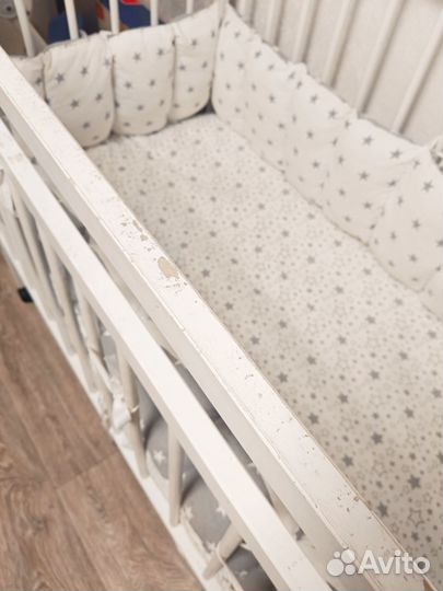 Детская кроватка