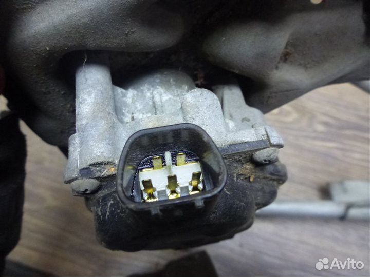 Трапеция стеклоочистителя Mitsubishi Lancer CS1A