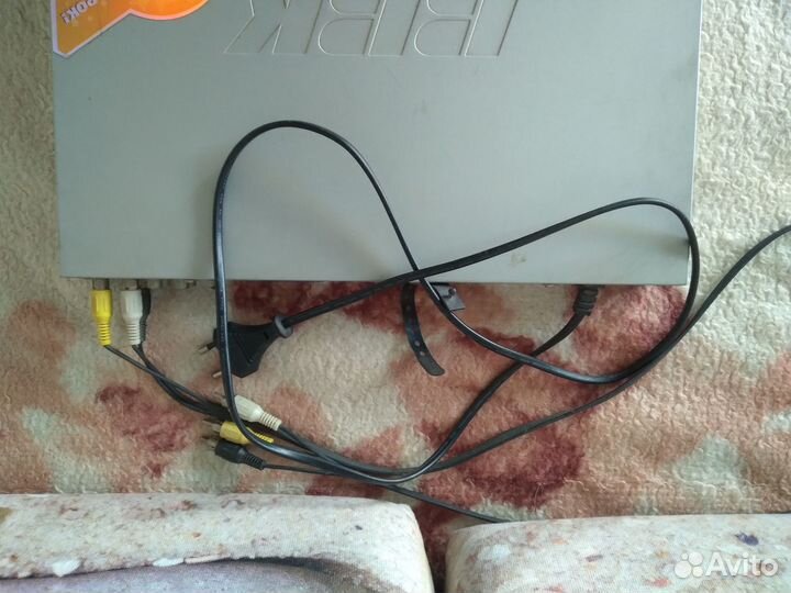 Видеомагнитофон BBK