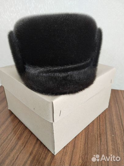 Шапка норковая мужская с козырьком