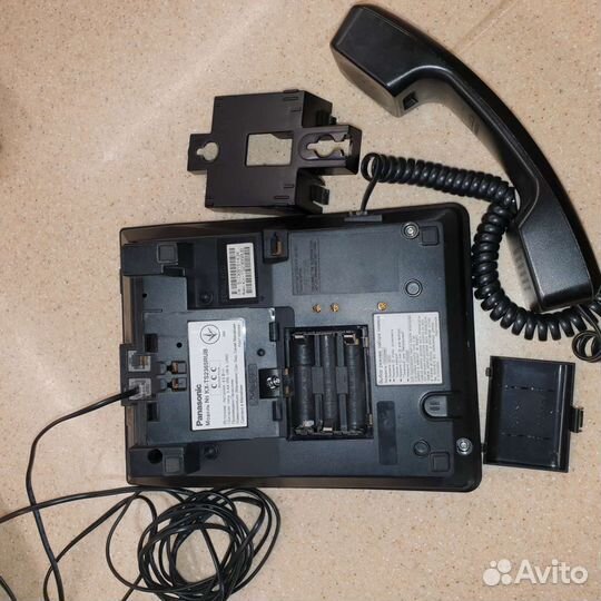 Стационарный телефон panasonic KX-TS2365RUB