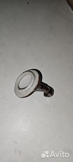 Фарфоровые чайники