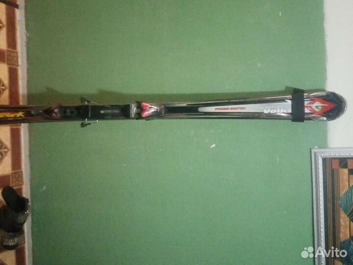 Продам горные лыжи