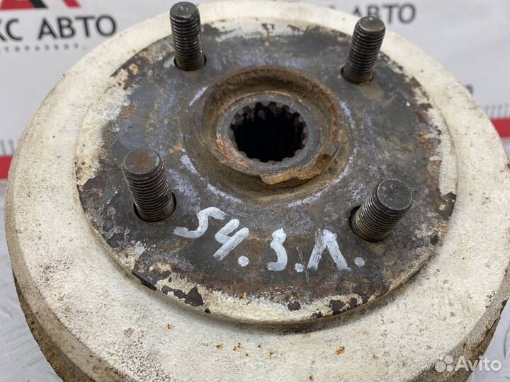 Б/У ступица с барабаном задний левый Toyota Duet