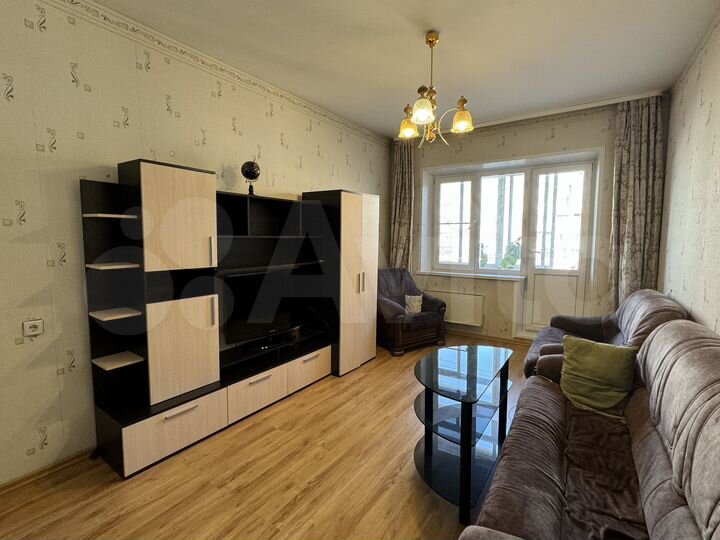 2-к. квартира, 51 м², 8/10 эт.