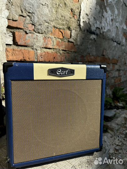 Электрогитара с комбиком