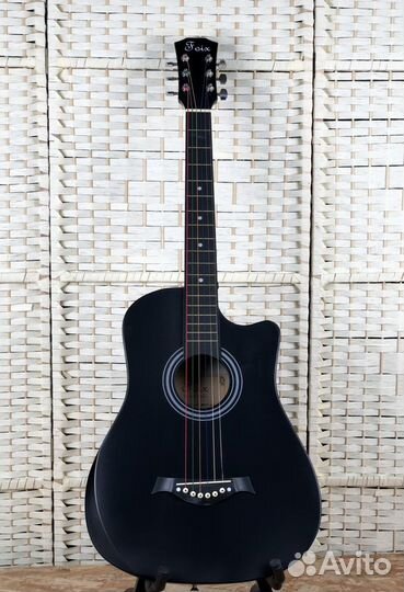 Гитара шестиструнная