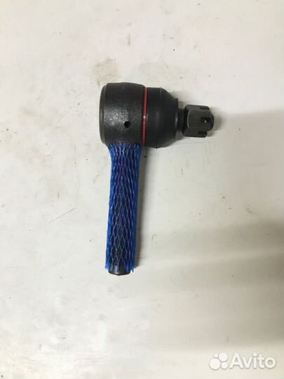 Рулевой наконечник левый Isuzu Forward 1990