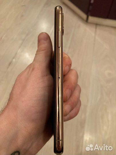 iPhone Xs, 64 ГБ