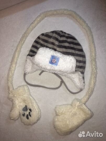 Шапка и варежки для мальчика 6-9 мес