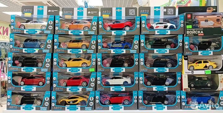 Коллекция моделей машин