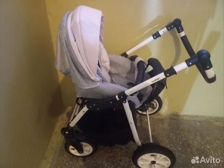 Коляска прогулочная 2 в 1