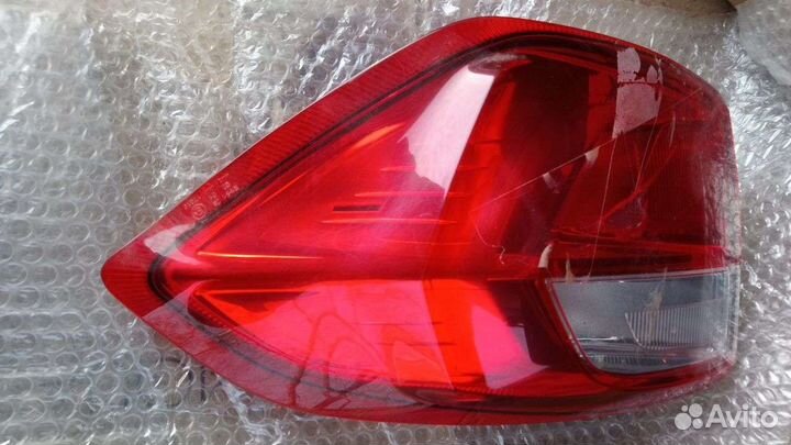 Фонарь задний правый Ford EcoSport CN1513404bа