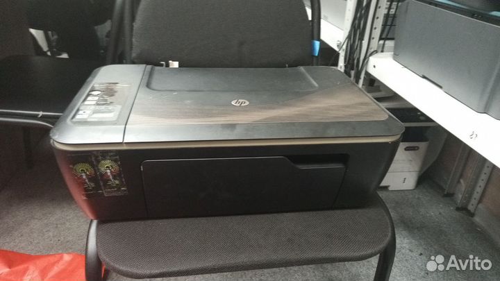 Принтре HP Desk advantage 2520