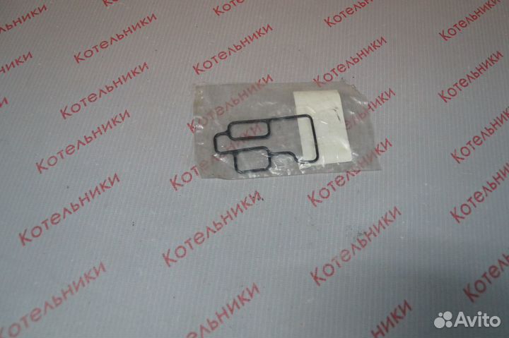 Nissan 16618-4M501 Прокладка