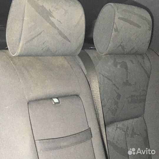 Подголовник Mercedes W210