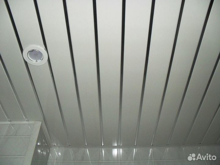 Реечный подвесной потолок