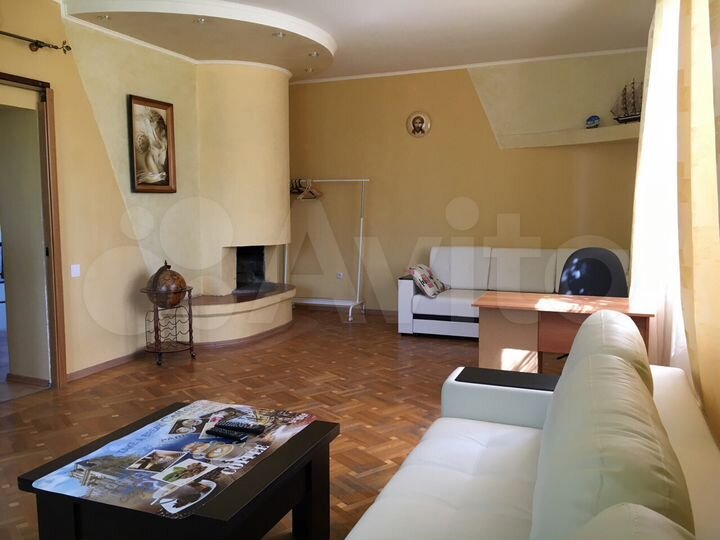 Дом 350 м² на участке 20 сот.