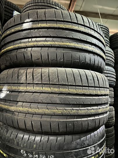 Michelin Pilot Sport 4 S 265/40 R19 102Y