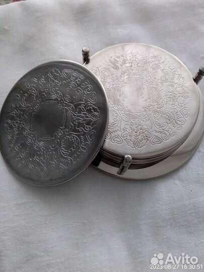 Подставка для бокалов, пивных кружек и чашек