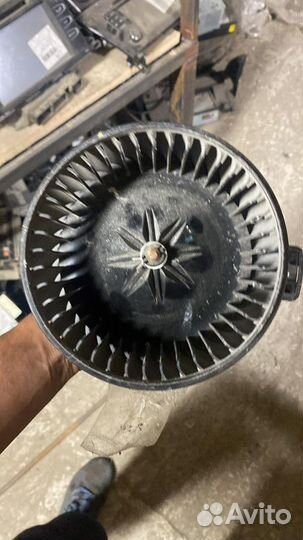 Моторчик печки Hyundai Creta 1 2.0 G4NA 2018