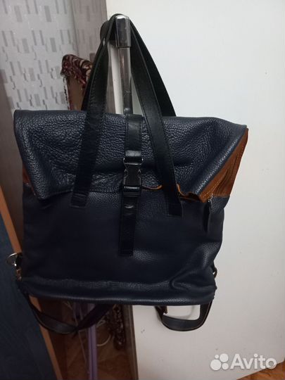 Рюкзак женский,кожанный