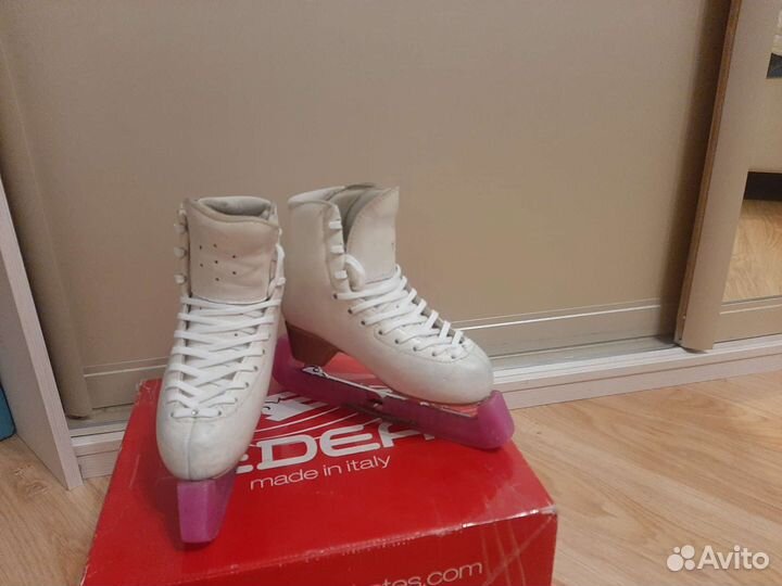 Фигурные коньки edea overture 215