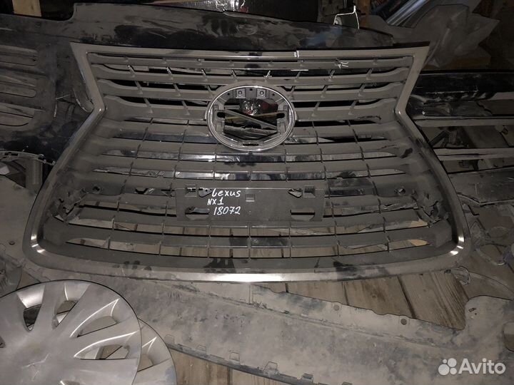 Решетка радиатора lexus NX1