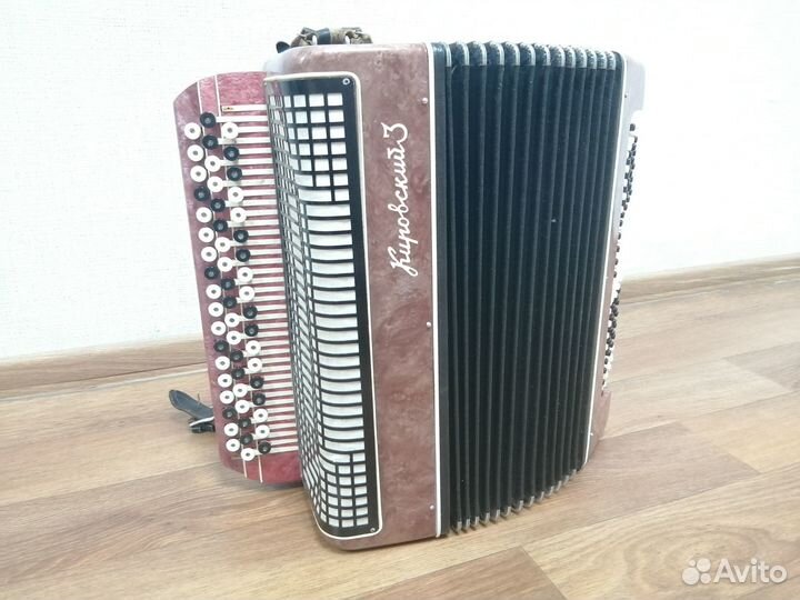 Баян Кировский 3