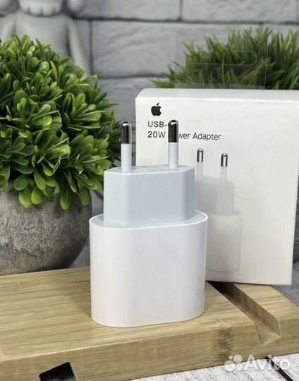 Блок для быстрой зарядки iPhone 20 w