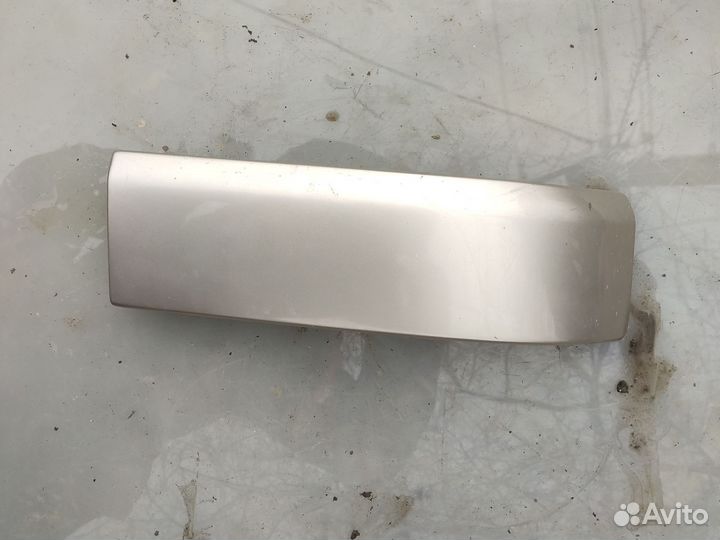 Планка заднего фонаря Ниссан прерия м11