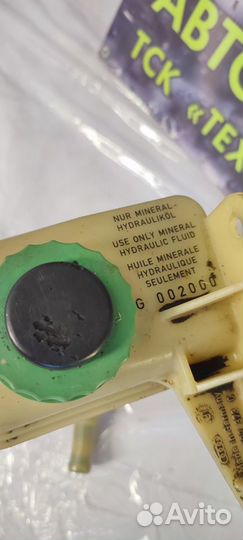 Бачок гур Audi 80 B4