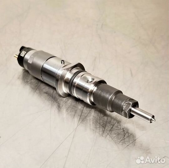 Форсунки 6754113010/6754113011 Komatsu QSB 6.7