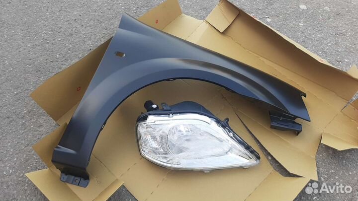 Продам крыло,фару рено логан