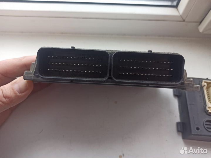 Блок управления двигателем Nissan Almera G15