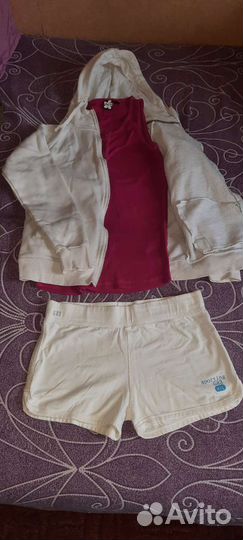 Вещи женские комплектом 42-44