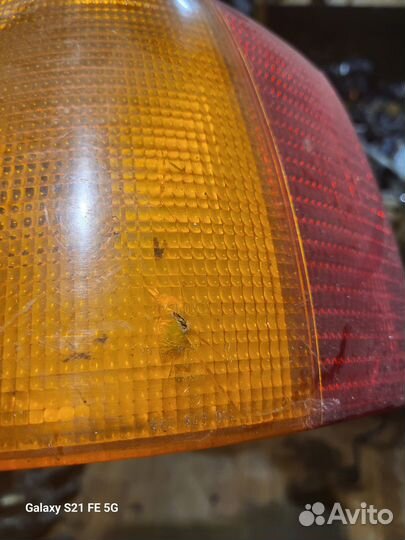 Фонарь задний левый ауди 80 б3 hella