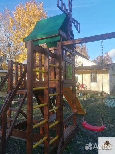 Детская площадка в наличии