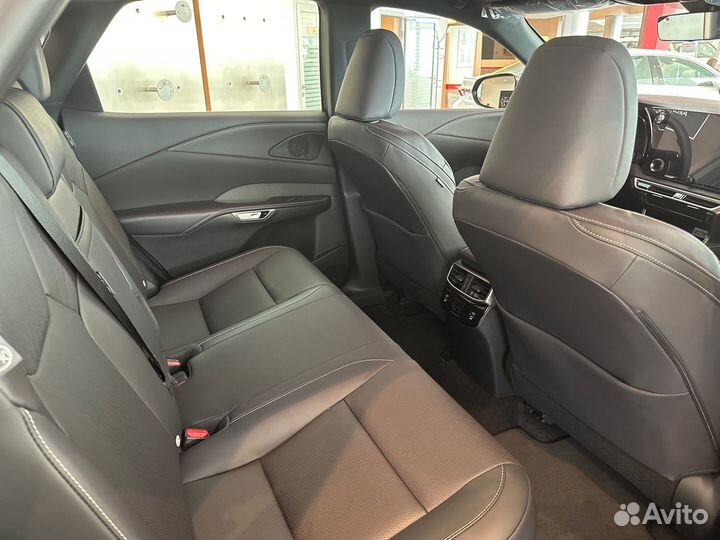 Lexus RX 2.4 AT, 2024