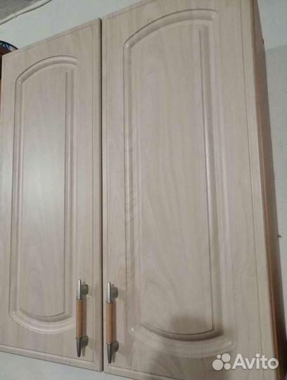 Кухонный верхний шкаф