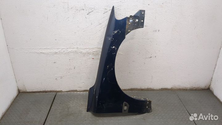 Крыло Volvo V70, 2004