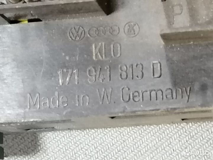 Блок предохранителей для Audi 80/90 (B2) 1978-1986