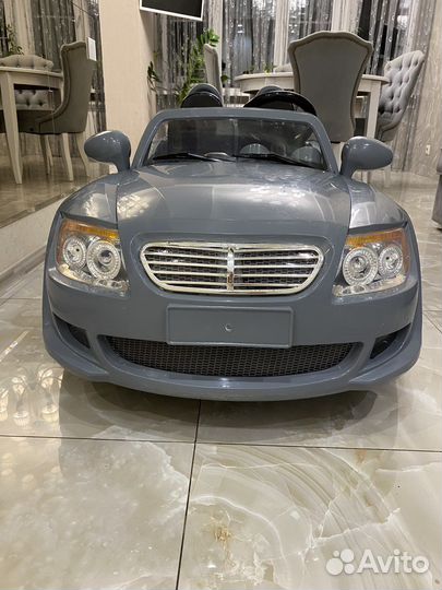 Детский электромобиль