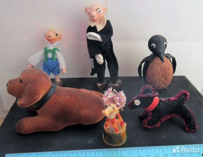 Декоративные статуэтки и фигурки