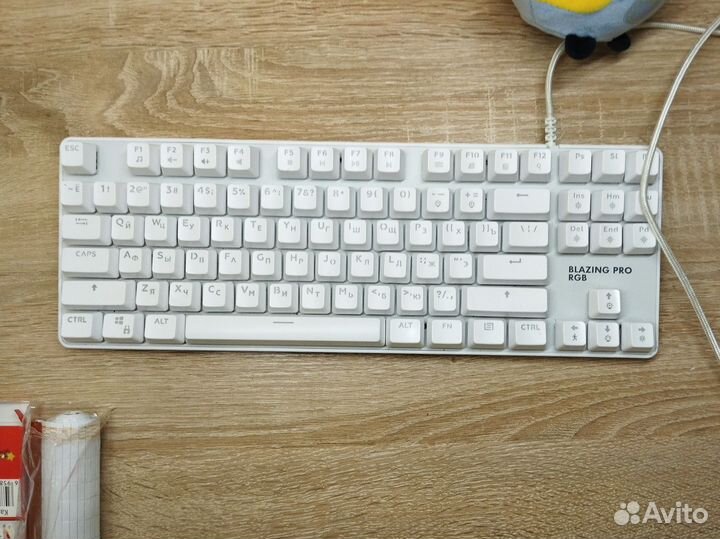 Механическая клавиатура dexp blazing pro rgb