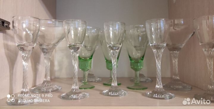 Набор бокалов и рюмок