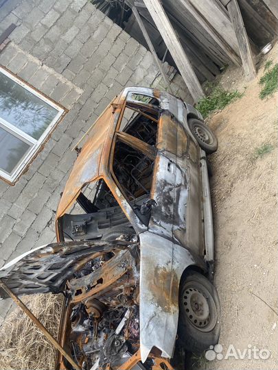 Mazda Demio 1.3 AT, 2000, битый, 200 000 км